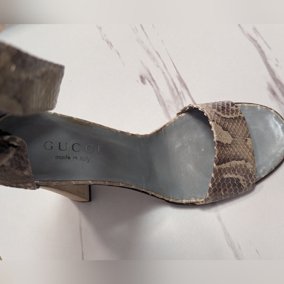 Gucci Chunky Heel Sandal - Picture 4 of 4